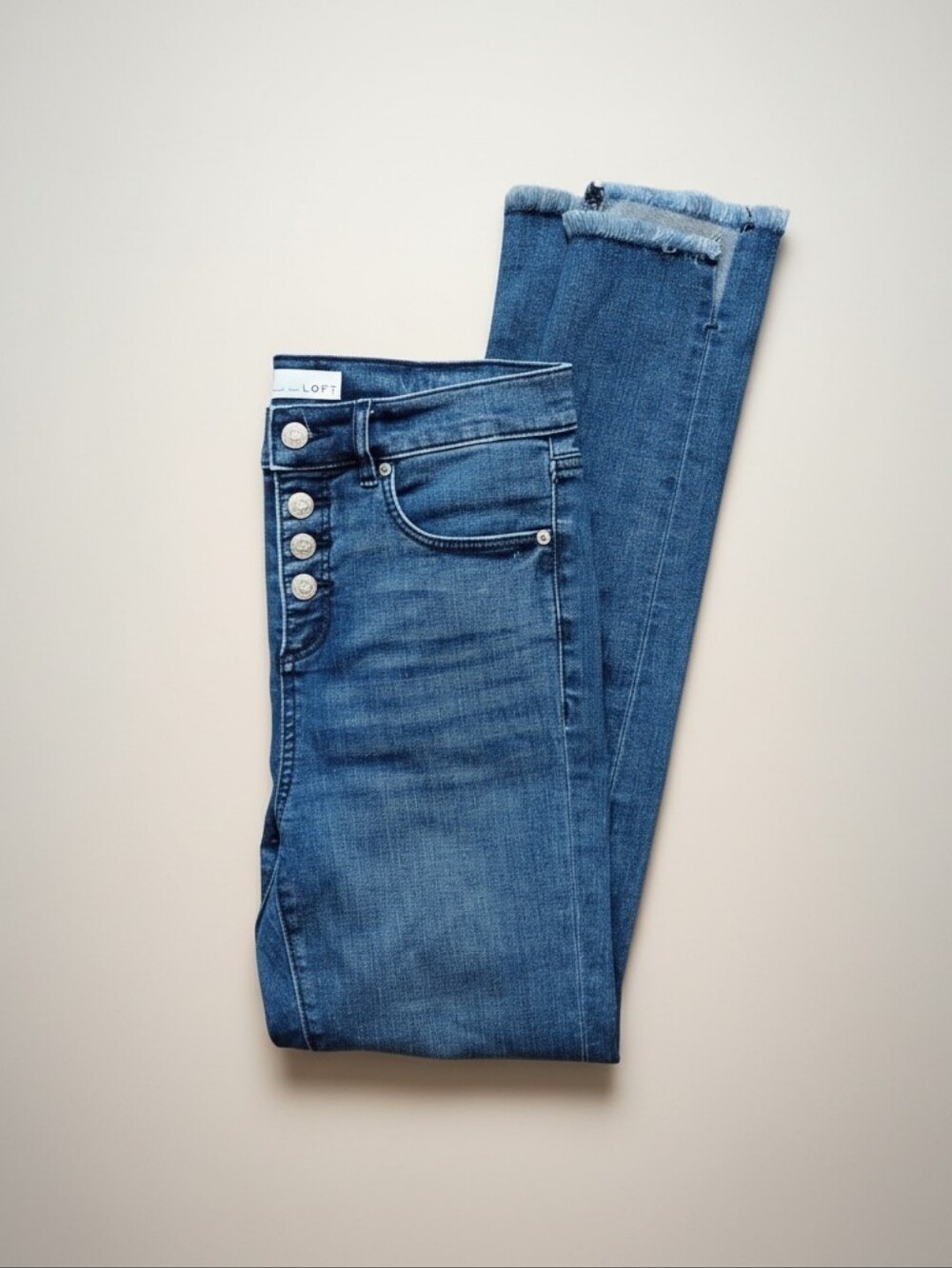 LOFT High‑Waist Skinny Jeans – Button‑Fly Charm & Frayed‑Hem Ease Size 25/0